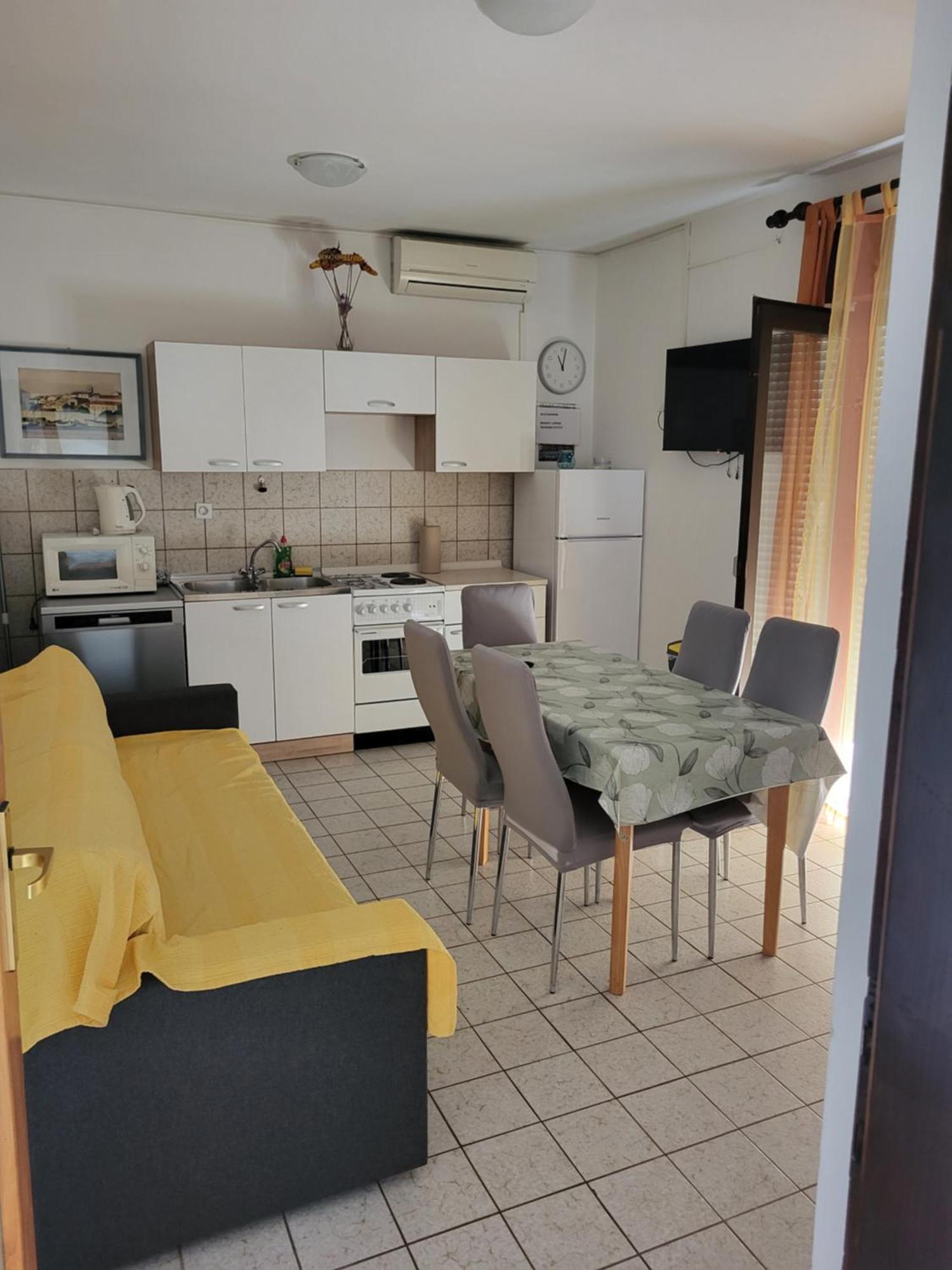 Apartment Centar Palit