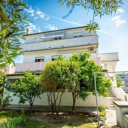 Apartmani Centar Palit Exterior foto