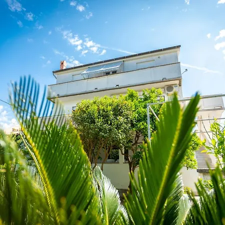 Apartmani Centar Palit Exterior foto