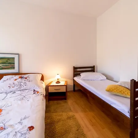 Apartmani Centar Palit Exterior foto