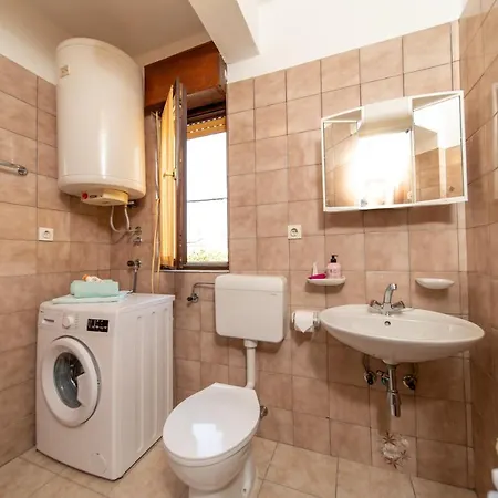 Apartmani Centar Palit Exterior foto